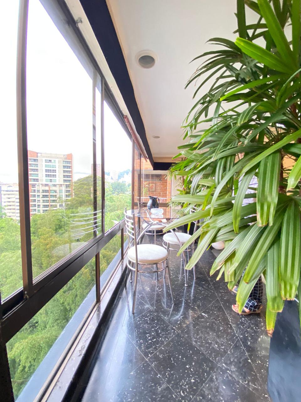 Apartamento en venta en El Poblado, Medellín · foto 7 de 14