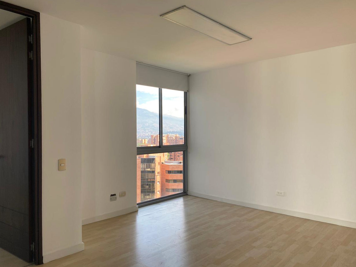 Apartamento de 2 alcobas en arriendo en Milla De Oro, Medellín, 104 m² · foto 14 de 19