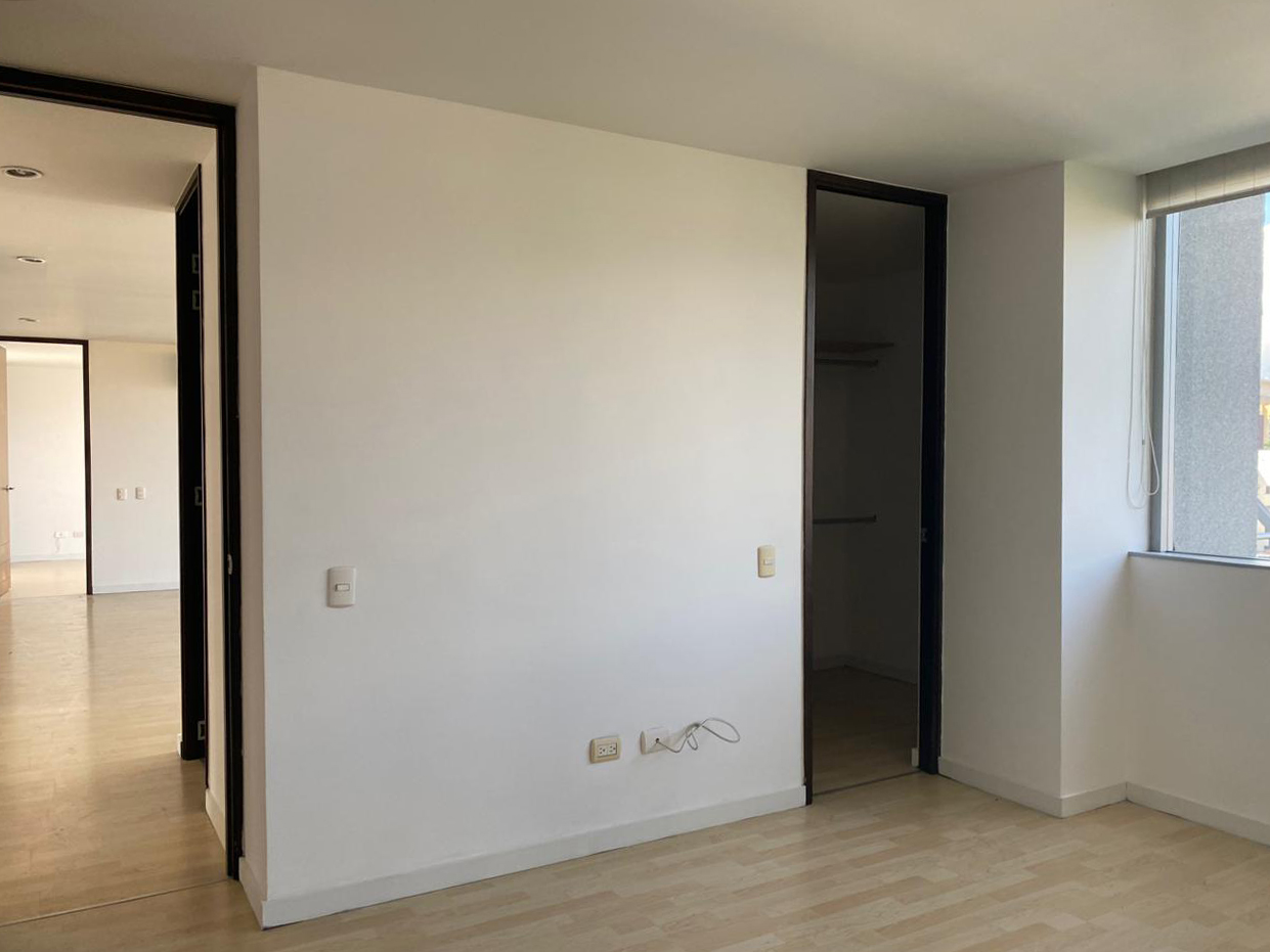 Apartamento de 2 alcobas en arriendo en Milla De Oro, Medellín, 104 m² · foto 15 de 19