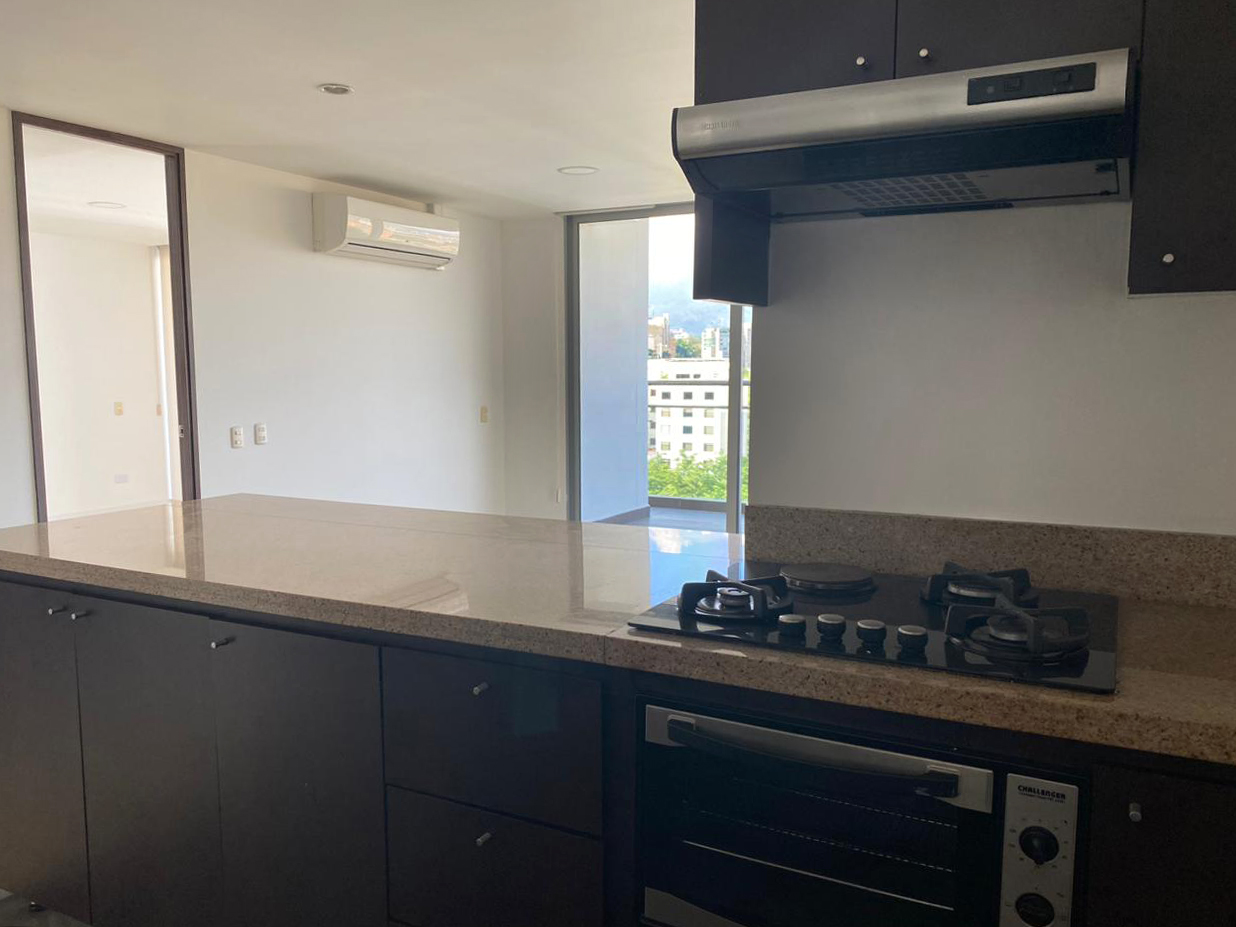 Apartamento de 2 alcobas en arriendo en Milla De Oro, Medellín, 104 m² · foto 7 de 19