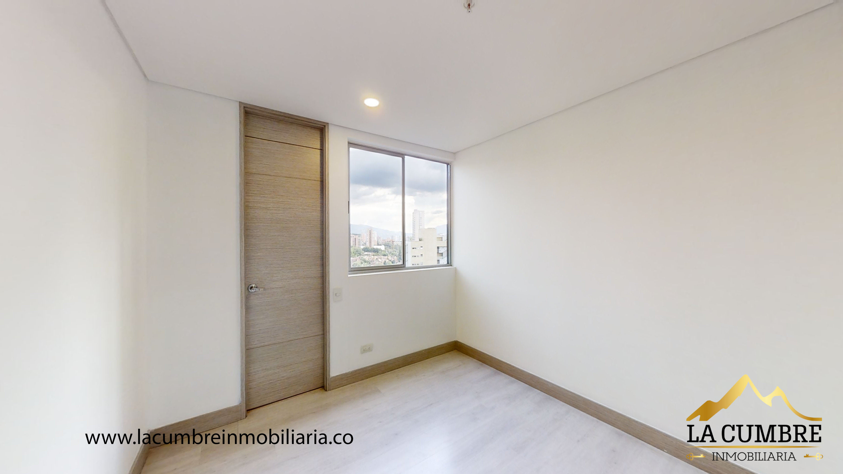 Apartamento en arriendo en El Poblado, Medellín · foto 7 de 14
