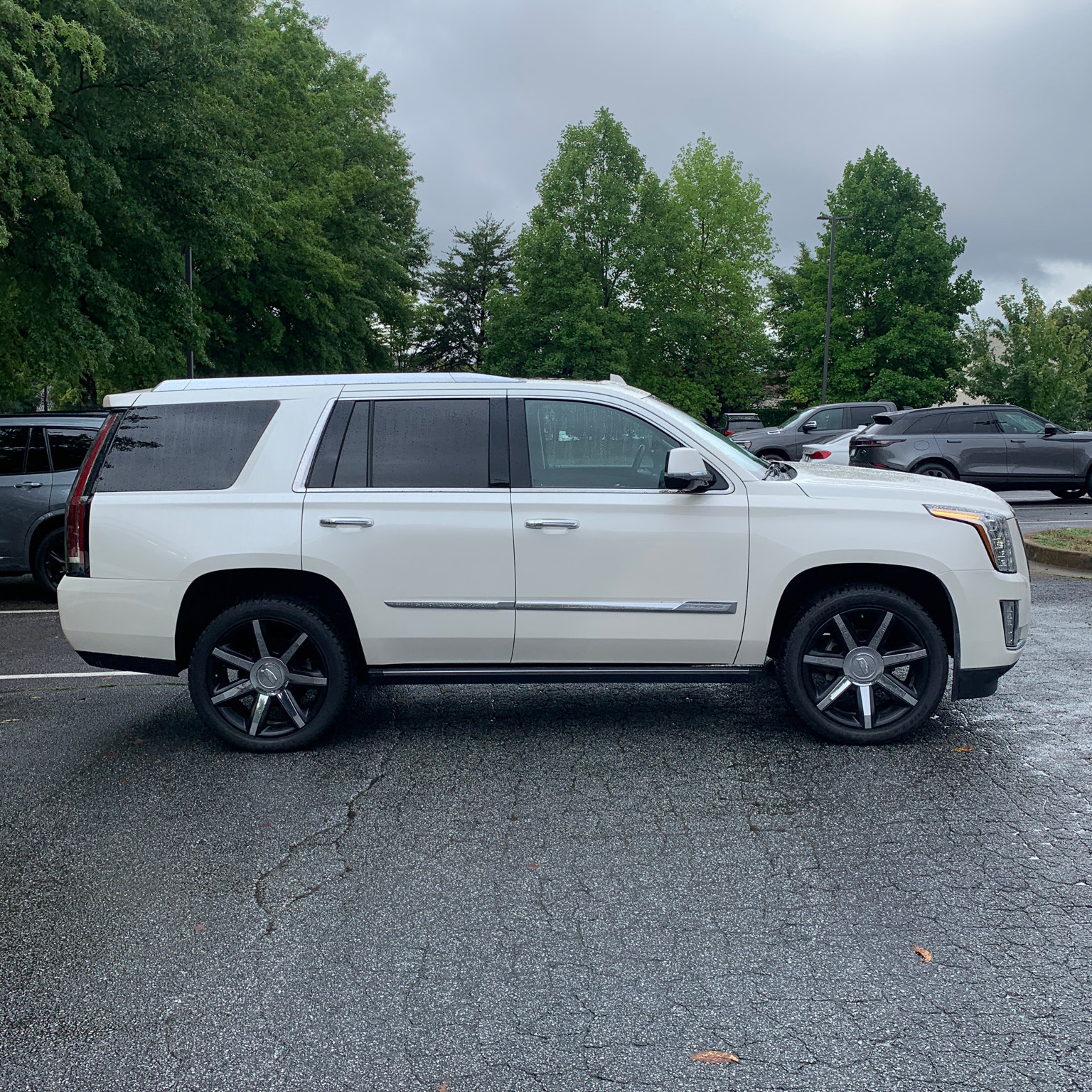 Cadillac escalade premium