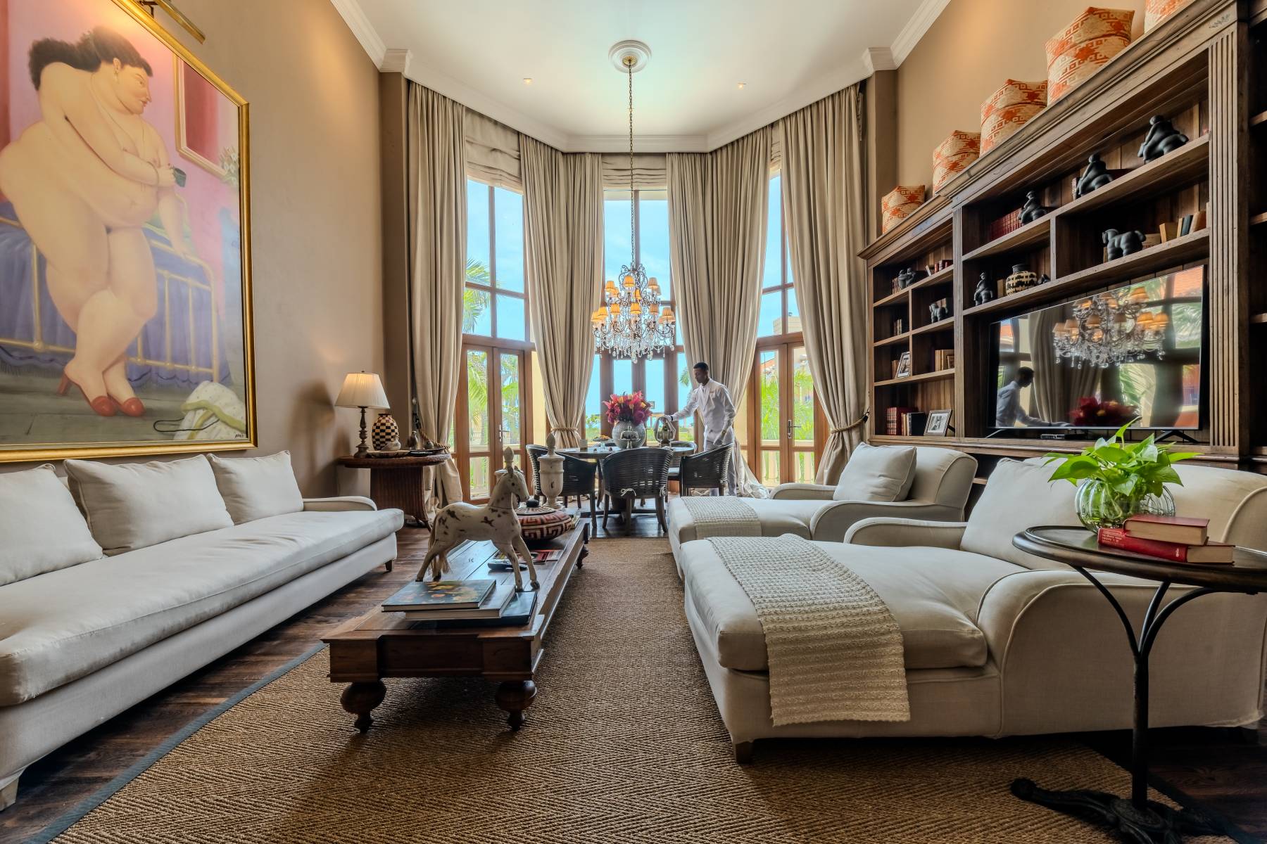 fernando-botero-presidential-suite