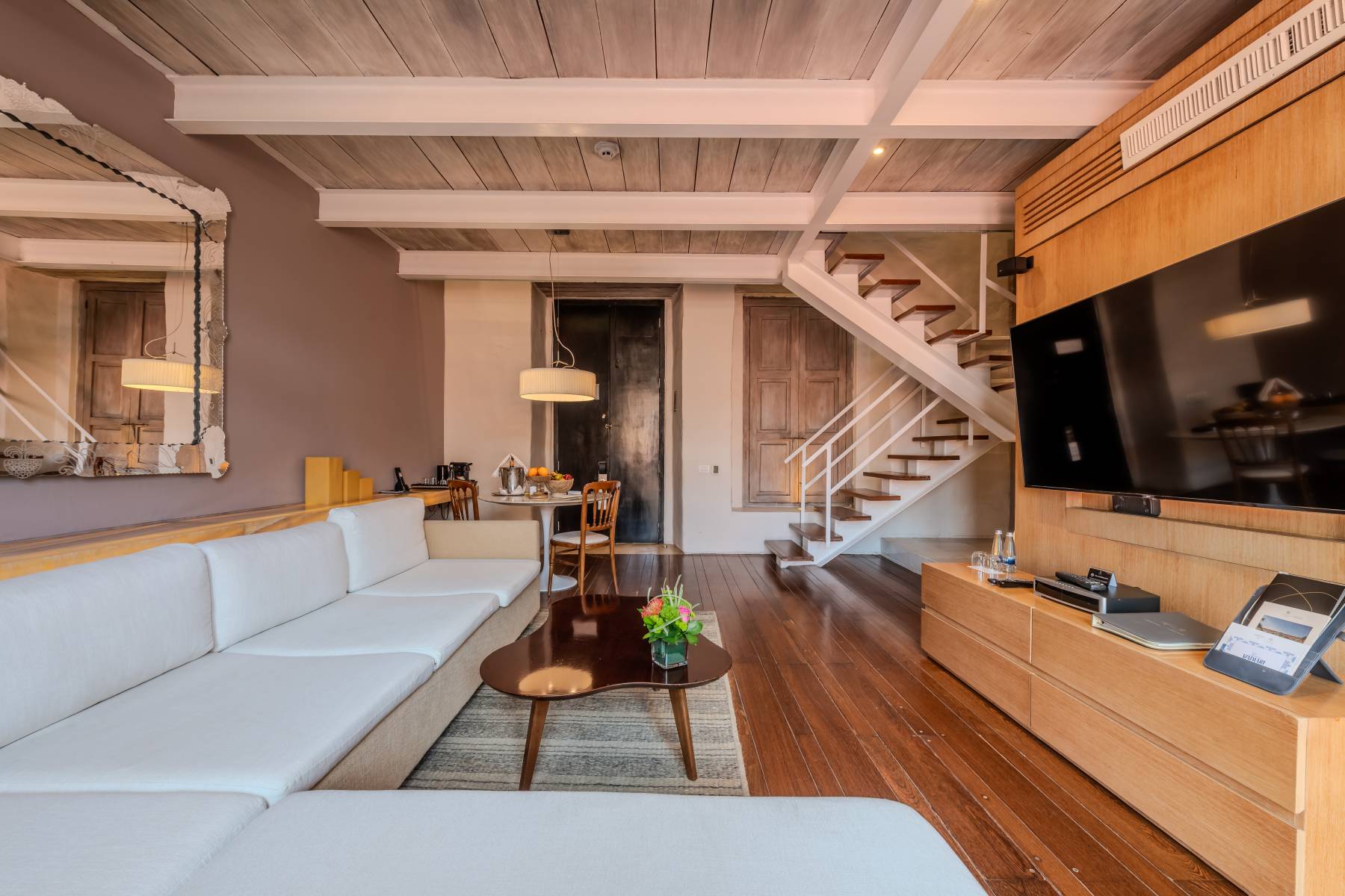 suite-duplex-colonial