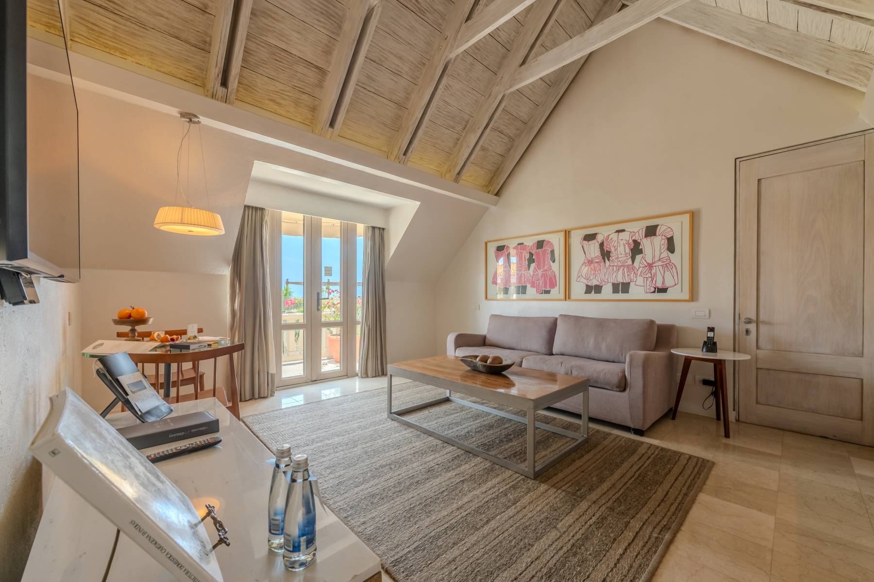 suite-junior-republicana