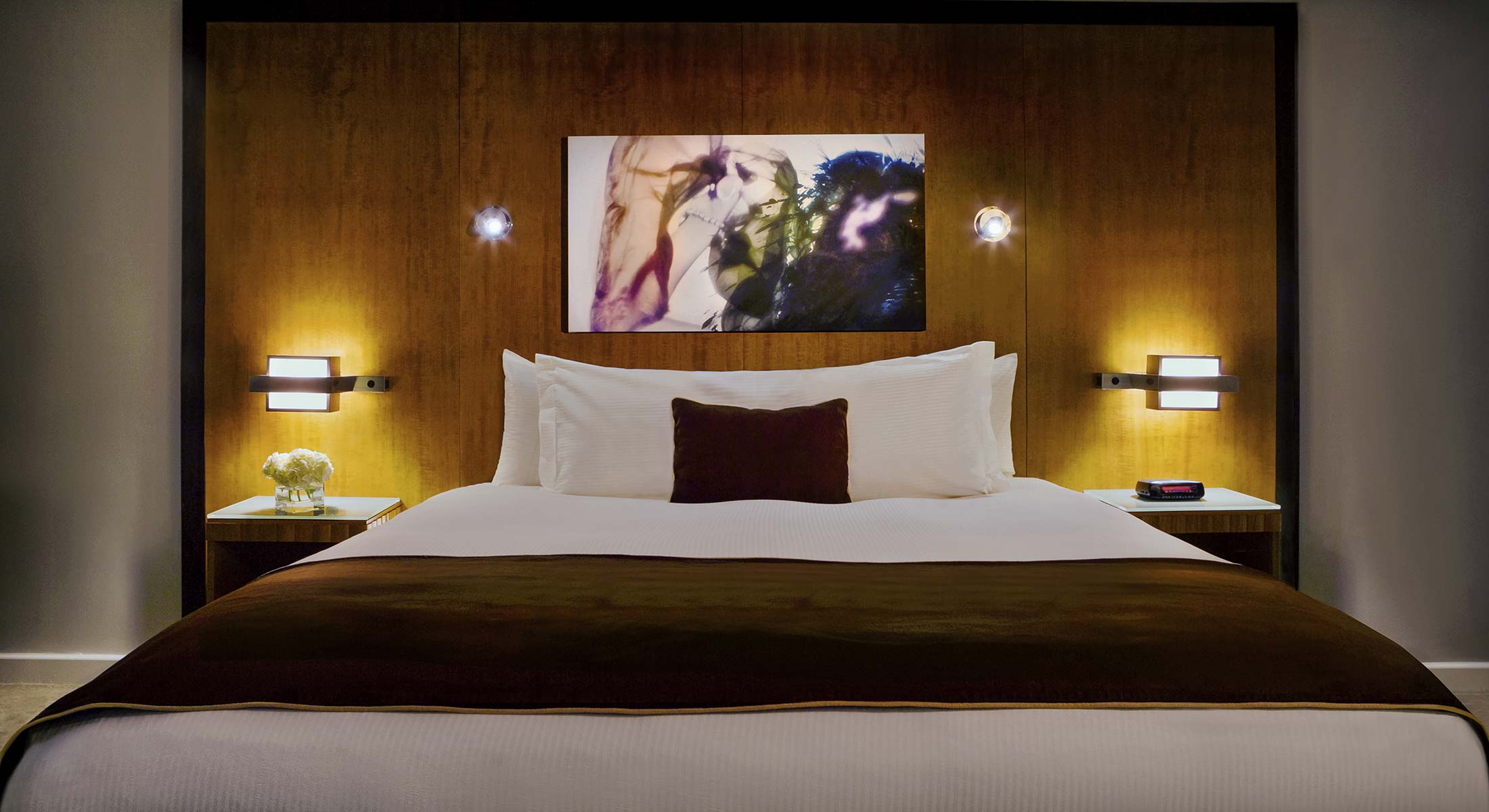 image of king size bed