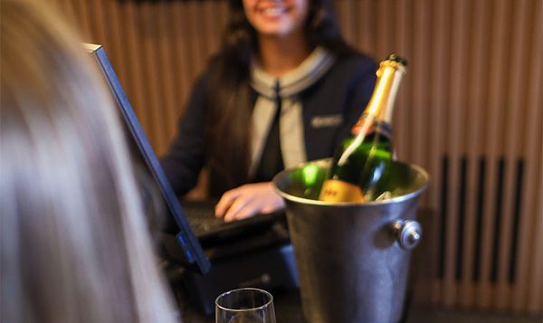 base-steakhouse-estudio-cumaru-15_thumb1-2