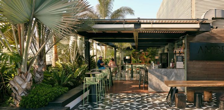ambra-rooftop-bar