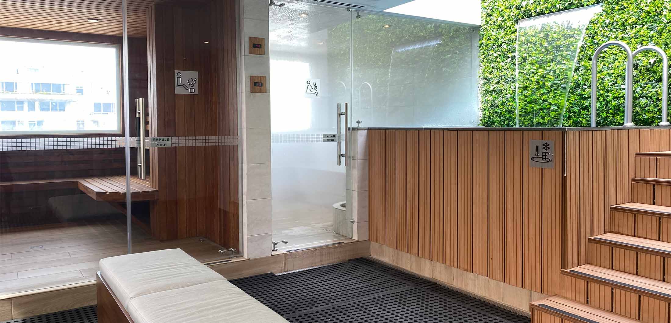 L Essence Fitness Spa Luxurious Spa In The Penthouse Of Photo Inspiration