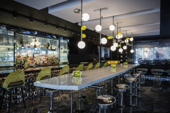 LE BAR
