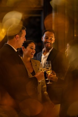 Photo of the hotel Sofitel Washington DC Lafayette Square: Happy hour celebration 1 e1762791716741