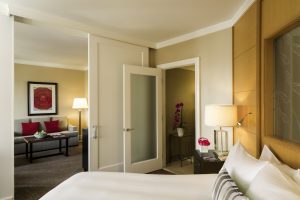 Beverly Suite Bedroom Photo