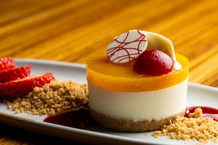 Photo of the hotel Sofitel Los Angeles at Beverly Hills: Pineapple coconut cheesecake 023