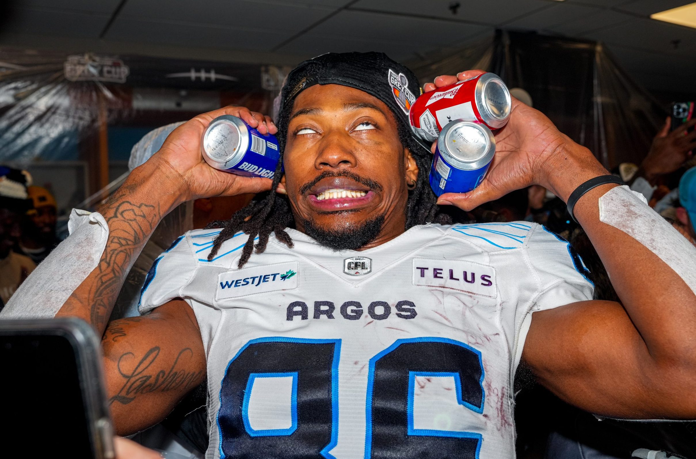 Toronto Argonauts resign twotime Grey Cup champion Damonte Coxie