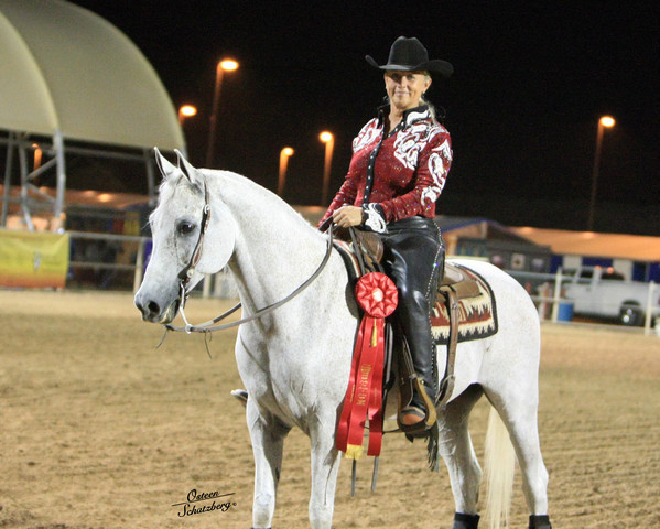 2010 ARHA Celebrity Slide - Reserve Champion Vicki Humphrey.