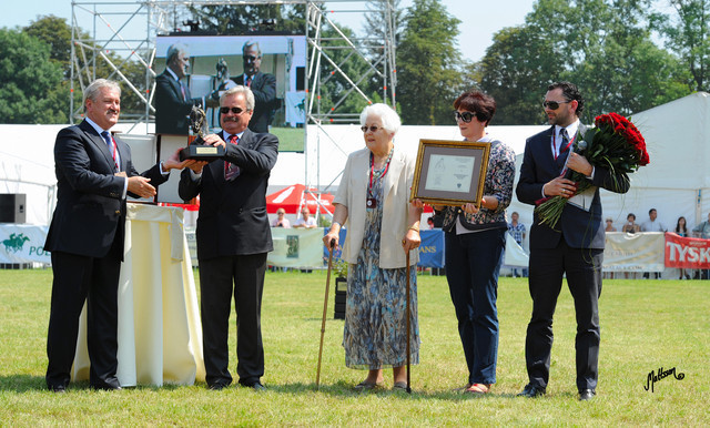 The 2011 Polish National Championships & Pride of Poland Sale