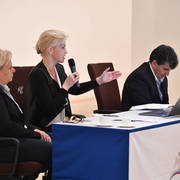 Instructor: Claudia Darius