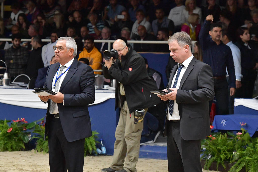 Judges Marc Veray (L) and Mark Ismer (R)