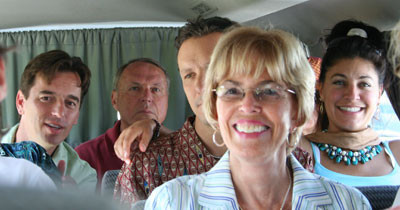 Dubai Day 4 - The van ride back to the hotel. 