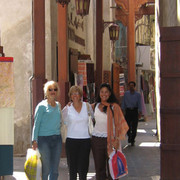 Dubai Day 2 - Judy, Dixie & KimShopping as usual !