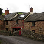 This is the Royal Oak Inn, where we stayed. A very quaint little Innwith beautiful comfortable rooms in the English Country style. 