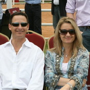 Dubai Stud - Scott & Flavie Allman