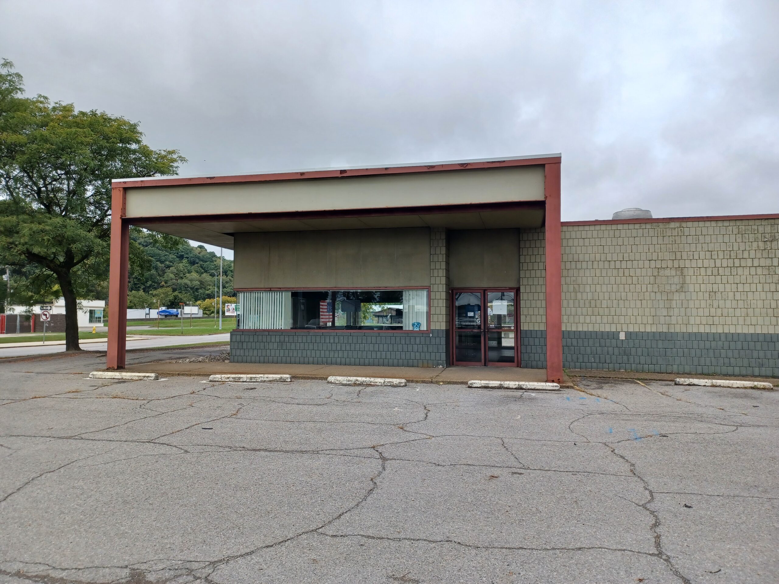 Pizza Joe's in New Brighton closes abruptly Beaver County Radio