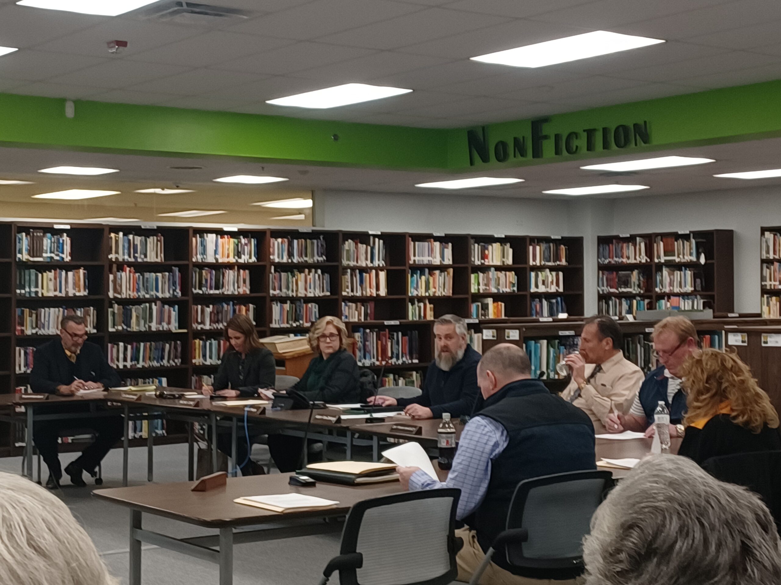 Concerns over school bus delays and books at Blackhawk School Board