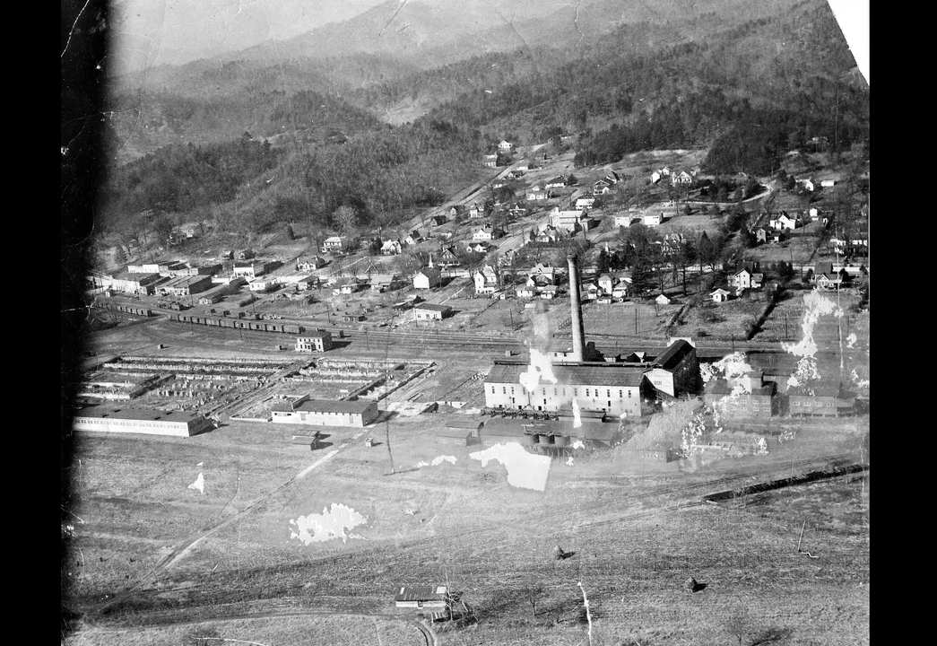 Mountain Gateway Museum Opens New Exhibit On Old Fort Anniversary