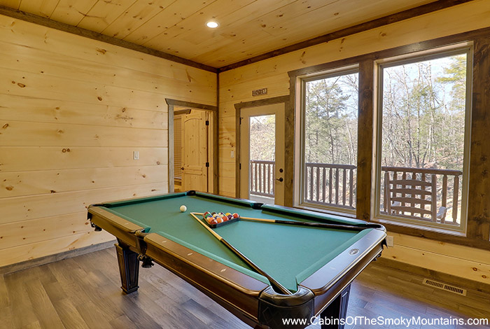 Gatlinburg Cabin - Smoky Mountain Getaway - 3 Bedroom ...