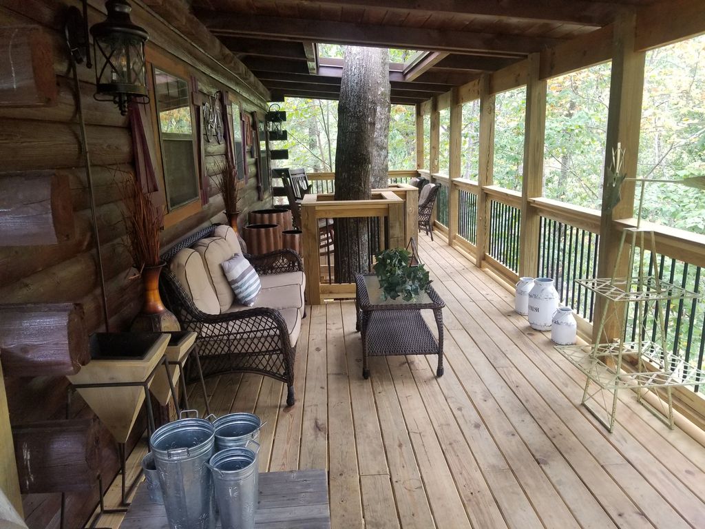 Pigeon Forge Cabin - Alexandra's Log Heaven - 6 Bedroom - Sleeps 14