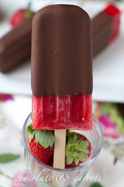 Chocolate Covered Strawberry Popsicles-3980