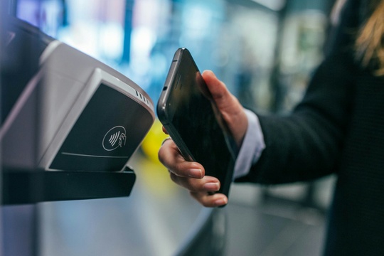 Electronic Wallet - Unsplash.com