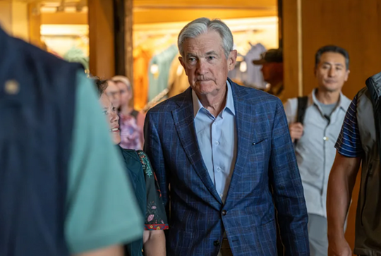 Bond Market Rate-Cut Bets Face Powell Reckoning at Jackson Hole - Bloomberg - Yahoo