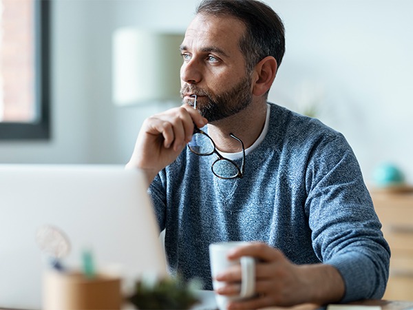 man-working-on-laptop