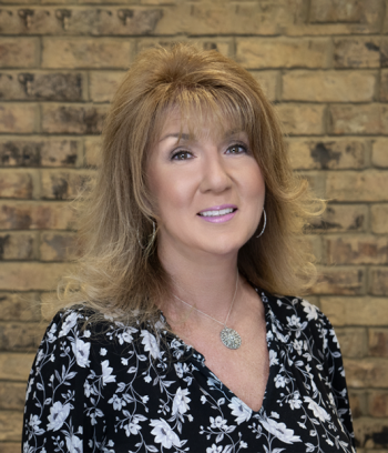 Teri-Holder-Headshot