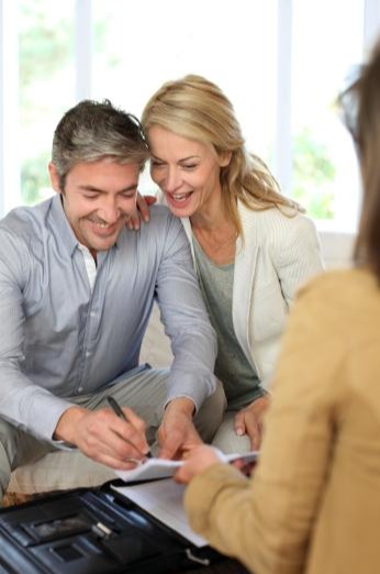 Couple meeting with their advisor