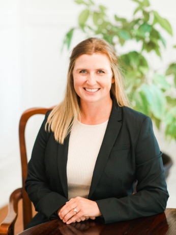 Mackenzie-Sherrard-Headshot