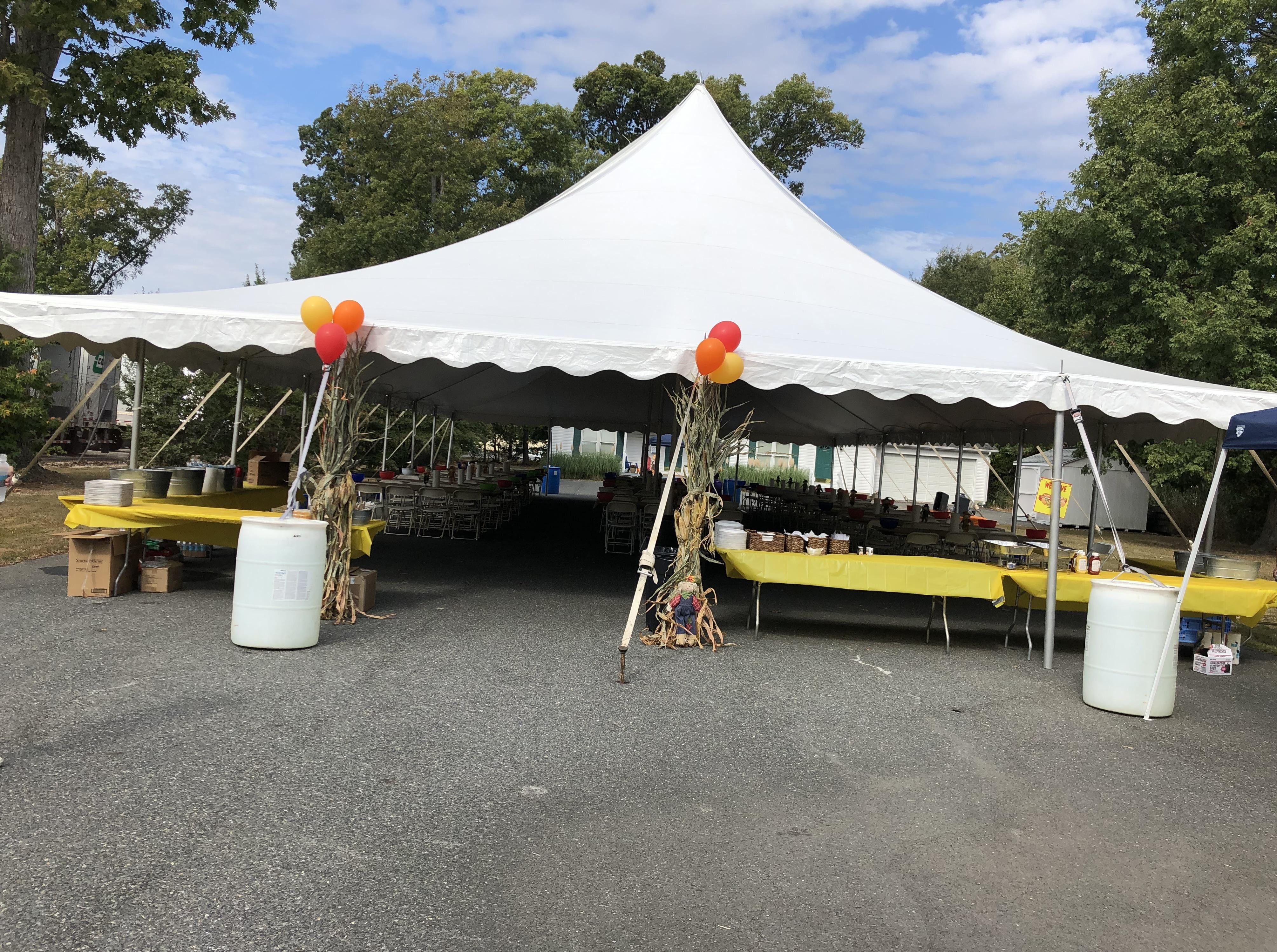Crab-Feast-Tents2