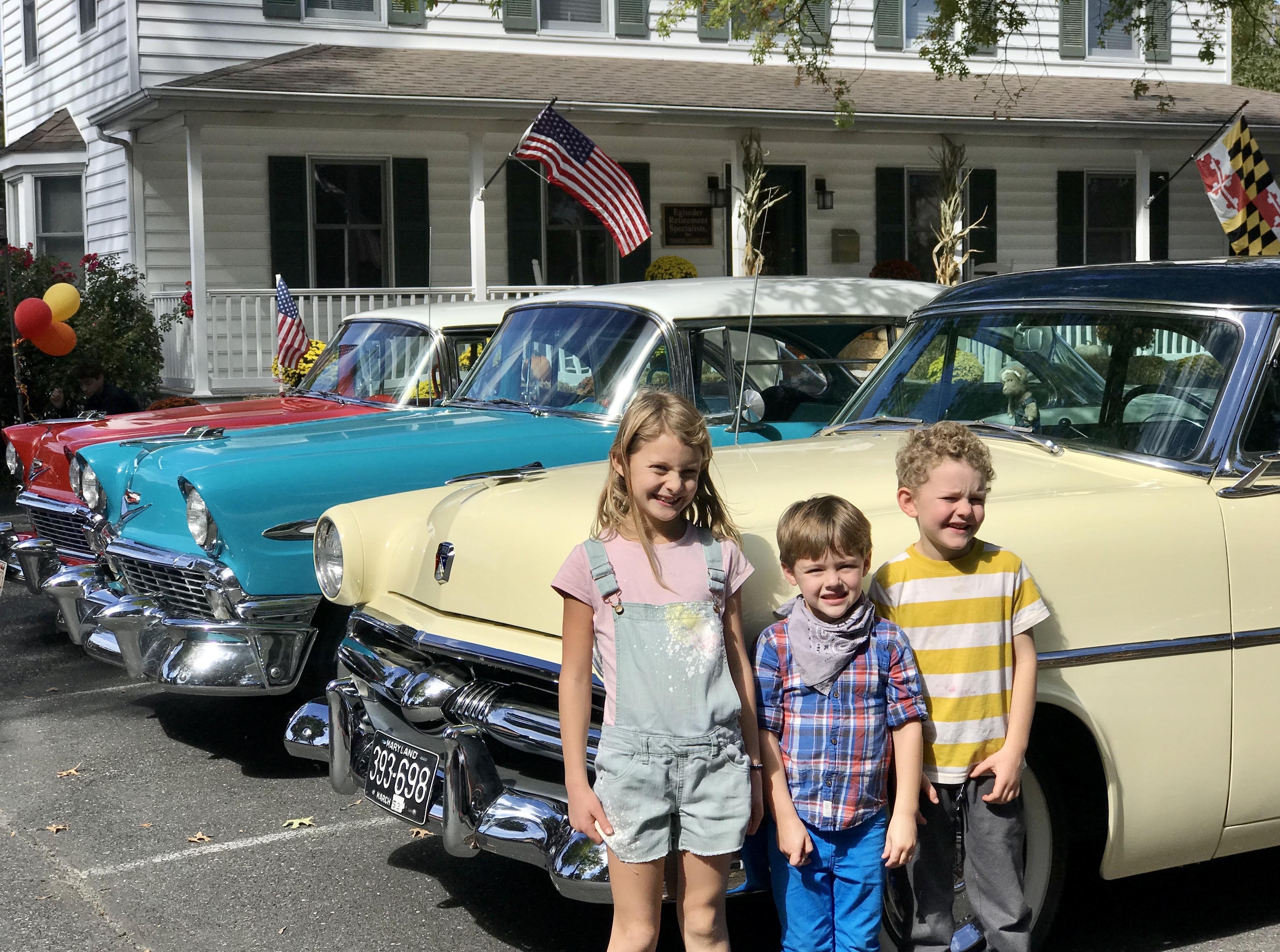 Crab-Feast-Kids-and-Cars