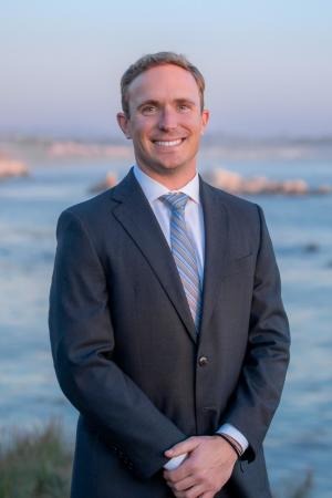 Louis Summer, CFP®-Headshot