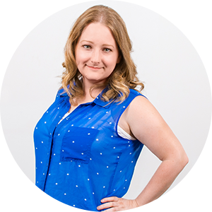 Janelle-CricleSmall-MeetTheTeam-Fast