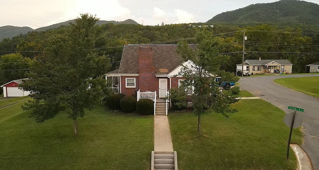 502 Magnolia Ave, Buena Vista, VA 24416 — photo 5