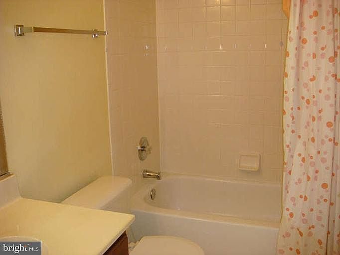 2550 James Maury Dr, Herndon, VA 20171 — photo 5