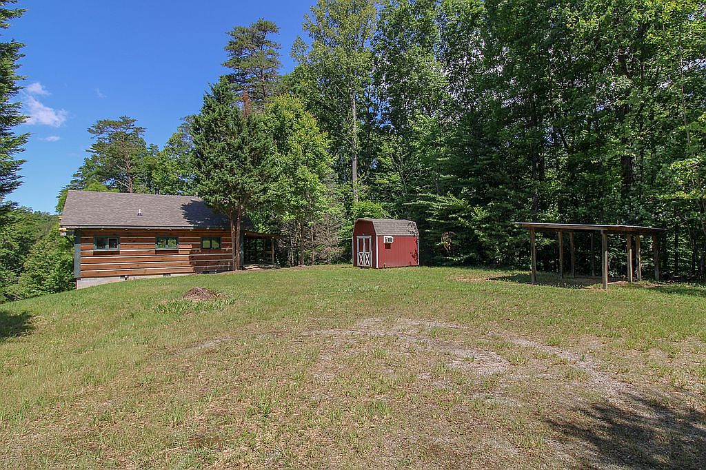 164 Old Cabin Rd, Cascade, VA 24069 — photo 3