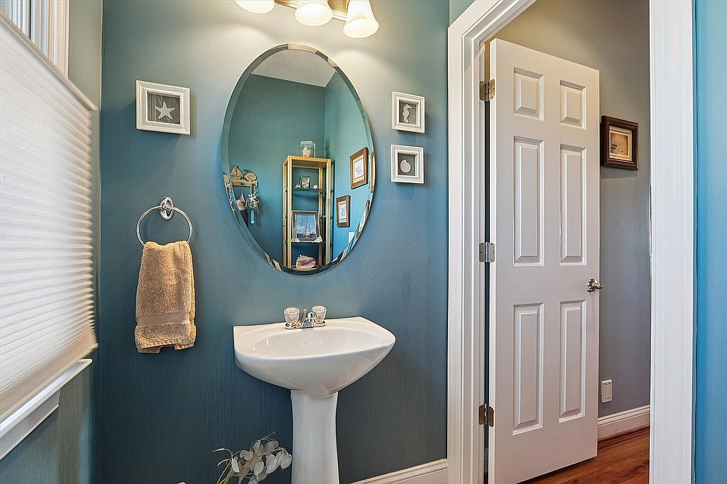 757 Charthouse Cir, Hampton, VA 23664 — photo 5