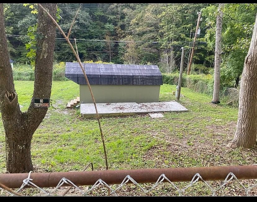 625 Stoney Ridge Rd, North Tazewell, VA 24630 — photo 2