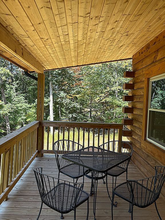 136 Wildwood Ln, Shenandoah, VA 22849 — photo 3
