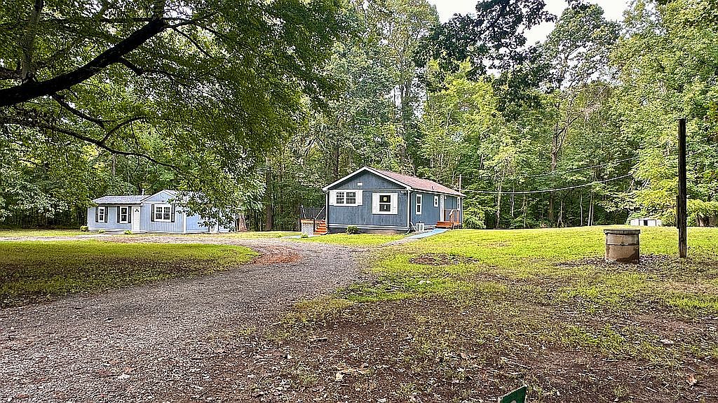 3829 Five Forks Rd, Pamplin, VA 23958 — photo 3