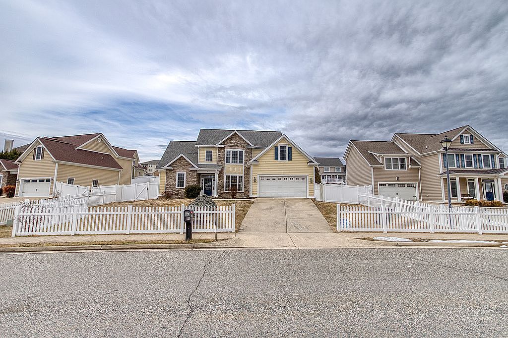 37 S Windsong Ct, Fishersville, VA 22939 — photo 3